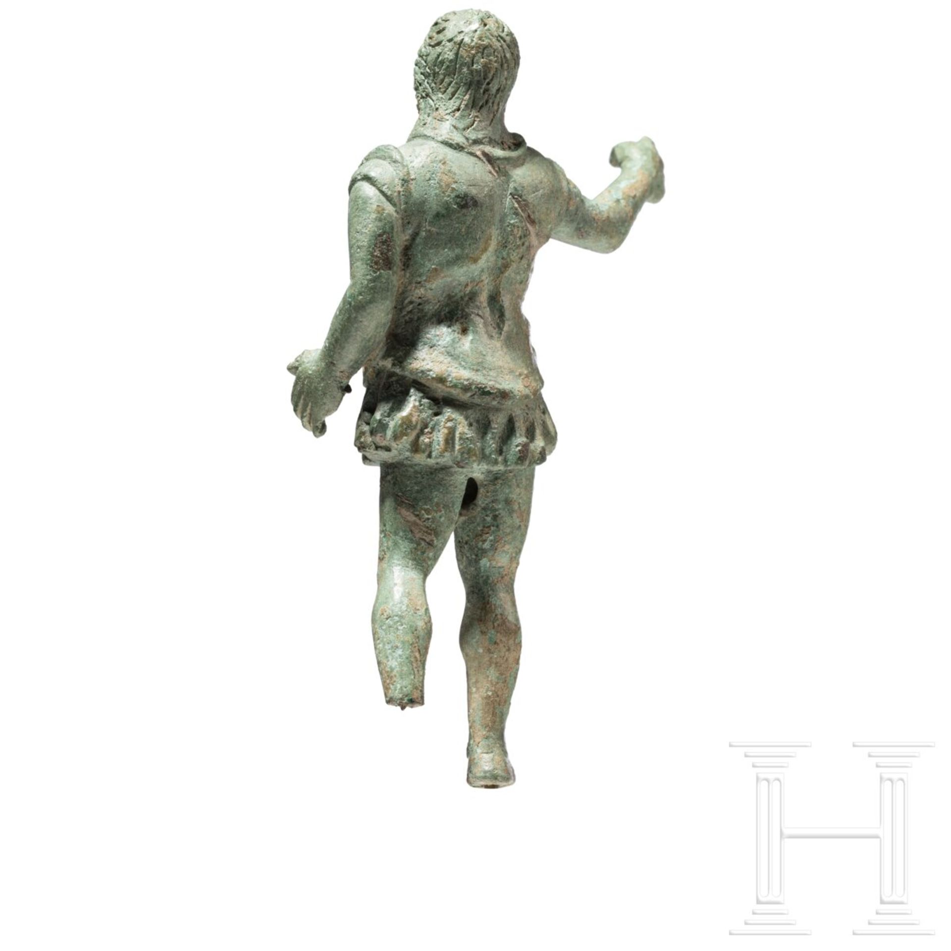 Bronzestatuette eines Kriegers, etruskisch, 3. - 2. Jhdt. v. Chr. - Bild 2 aus 5