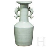 Longquan-Seladon-Mallet-Vase "Kinuta", China, wohl südliche Song-Dynastie