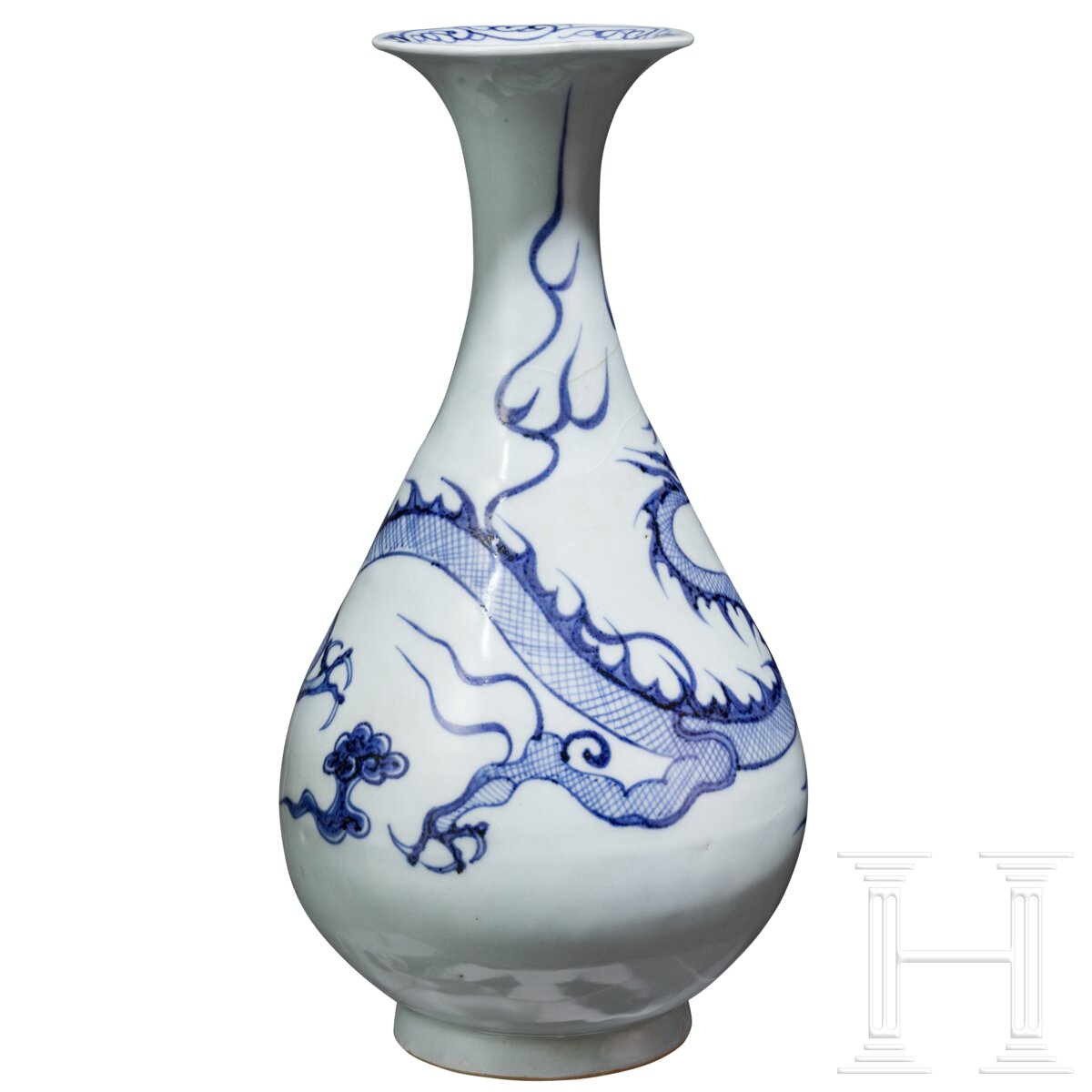 Birnenförmige blau-weiße Vase (Ping) mit Drache, China, wohl Yuan-Dynastie - Image 2 of 10