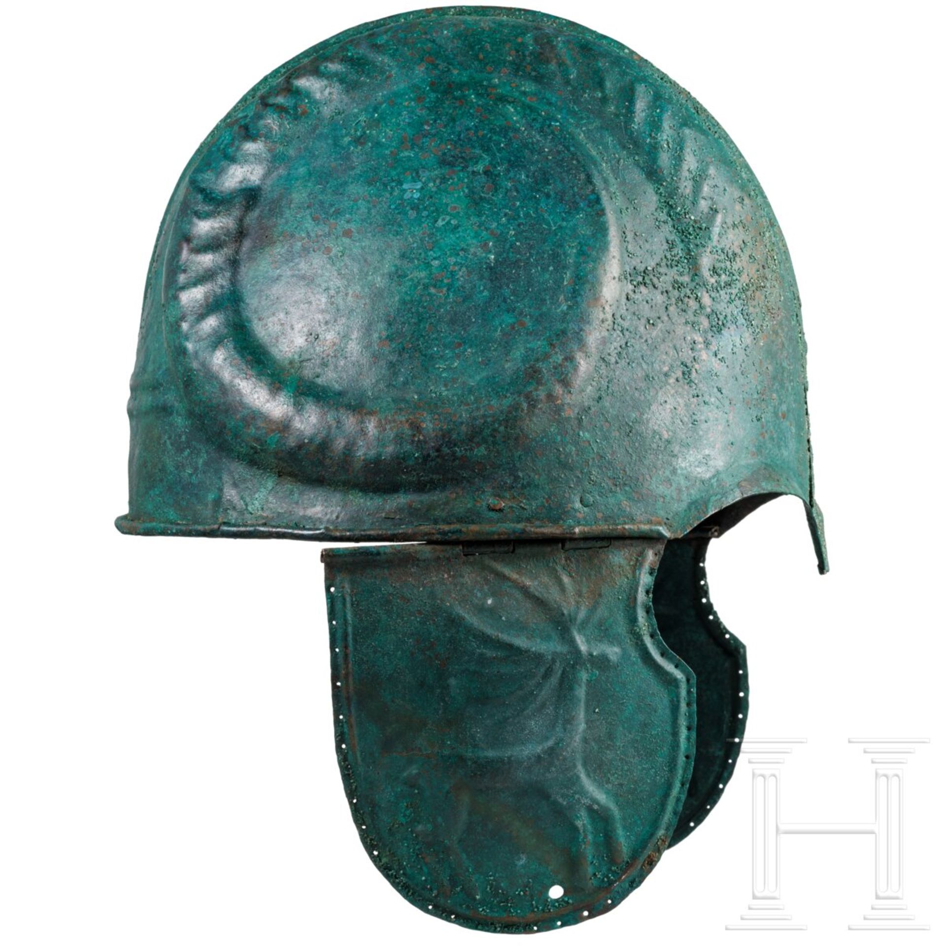 Bronzehelm mit Widderhorndekor, Schwarzmeerraum, 4. Jhdt. v. Chr. - Image 2 of 11