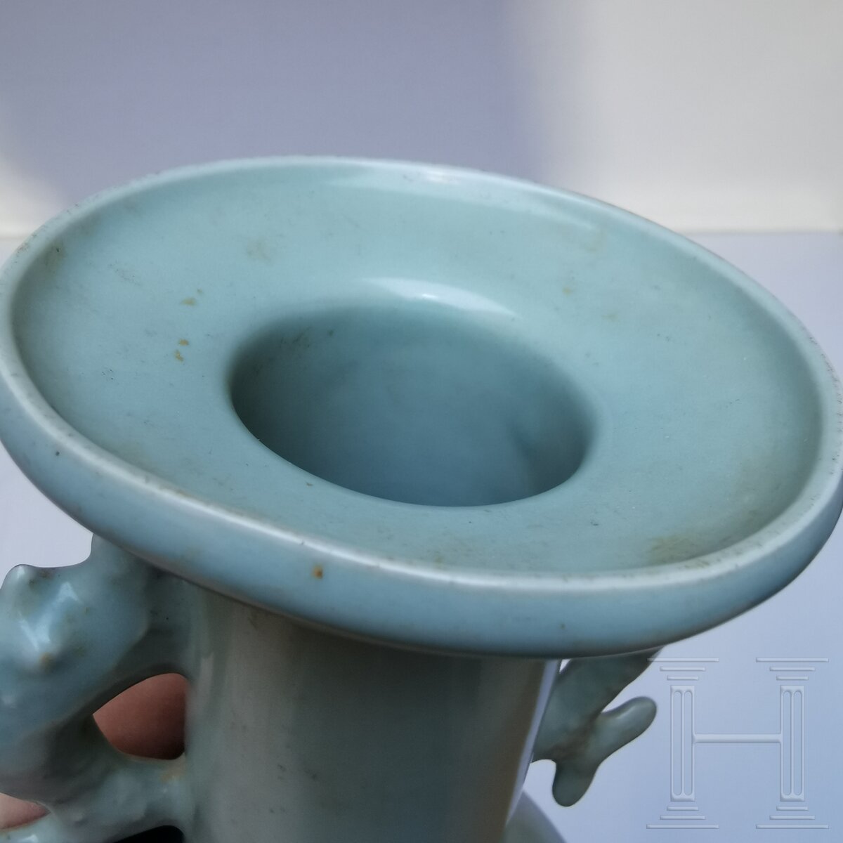 Longquan-Seladon-Mallet-Vase "Kinuta", China, wohl südliche Song-Dynastie - Image 10 of 15