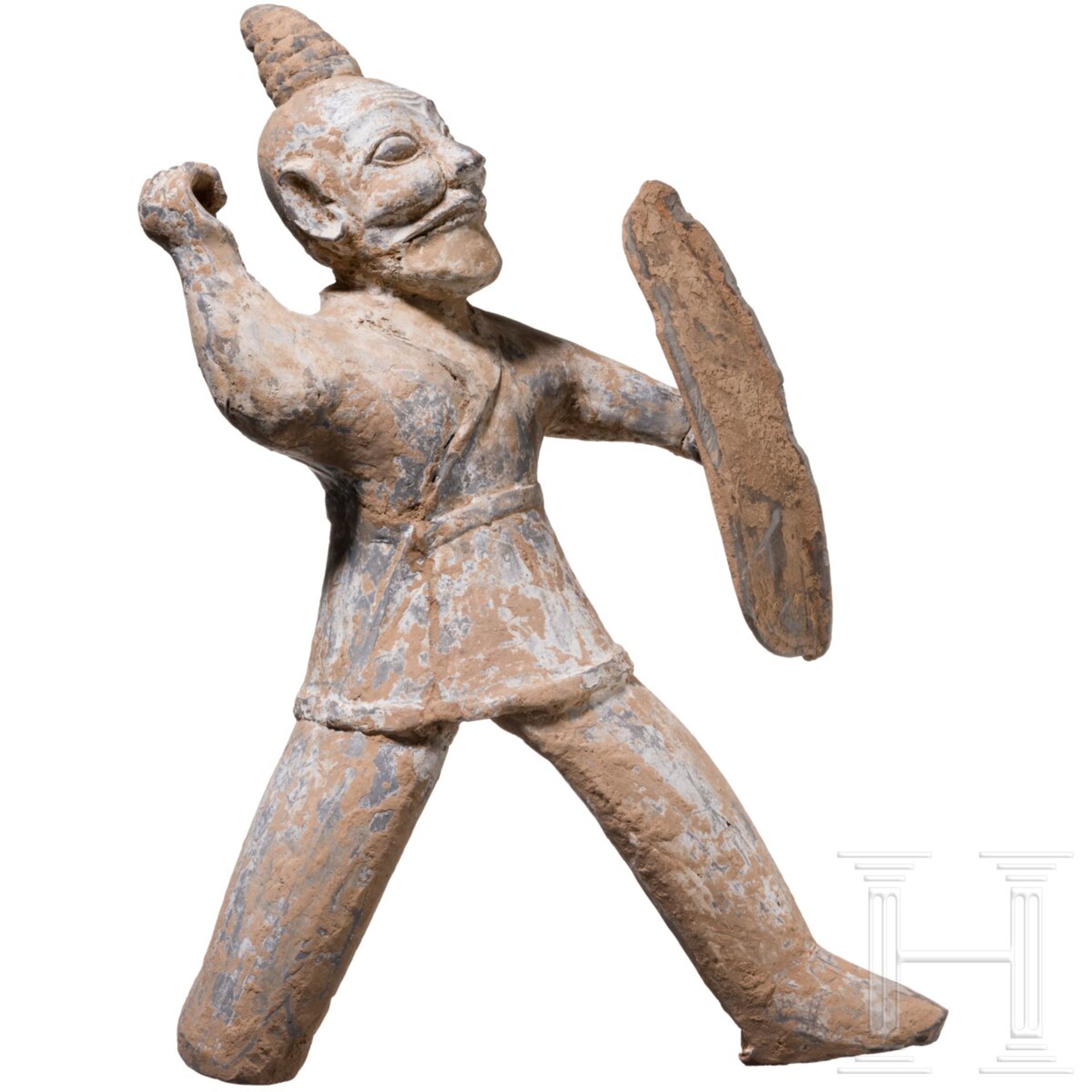 Figur eines Kriegers, China, Han-Zeit, um 220 n. Chr. - Bild 3 aus 7