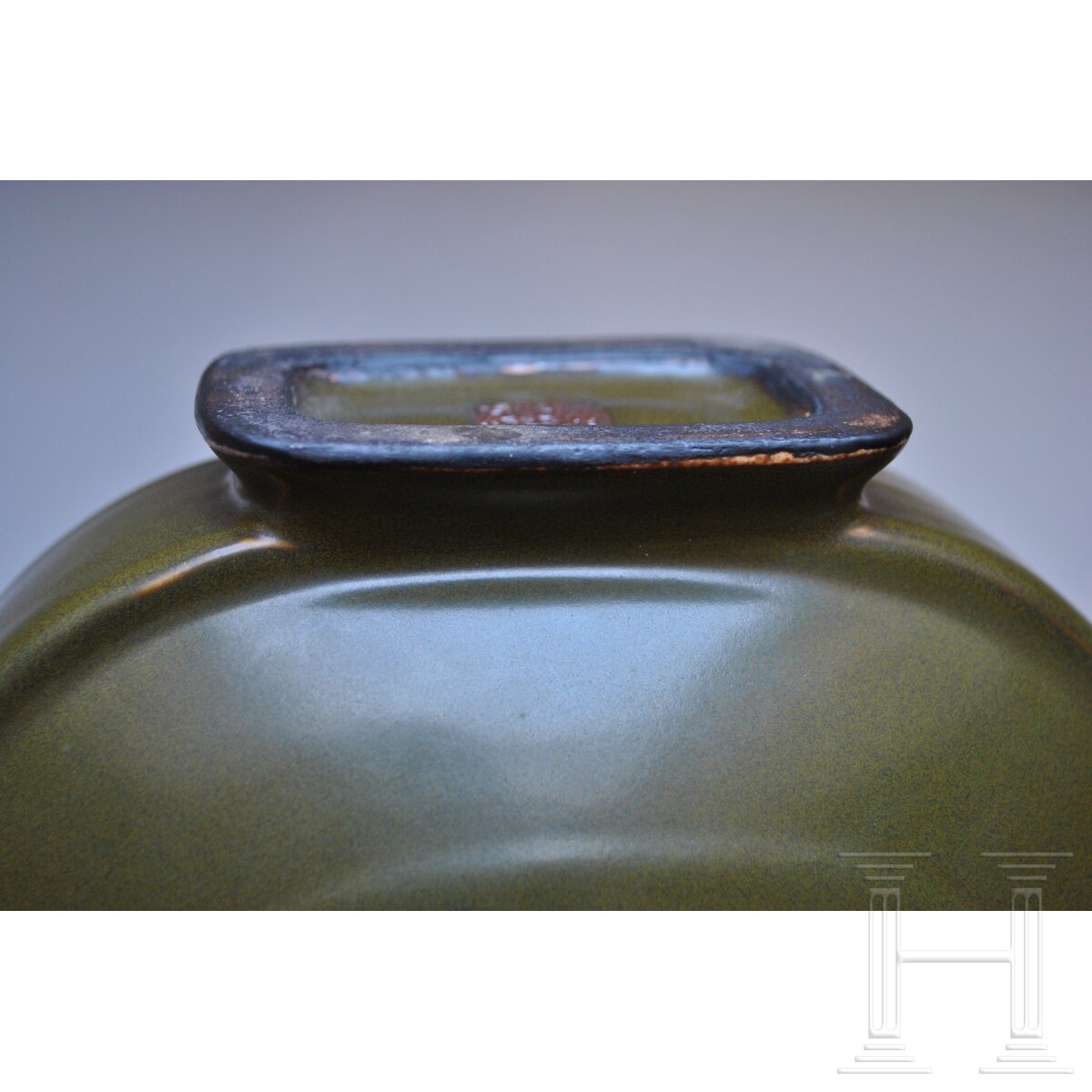 Vase (moon flask) mit "Teadust"-Glasur und Qianlong-Sechszeichenmarke, China, wohl aus der Zeit (171 - Image 26 of 29