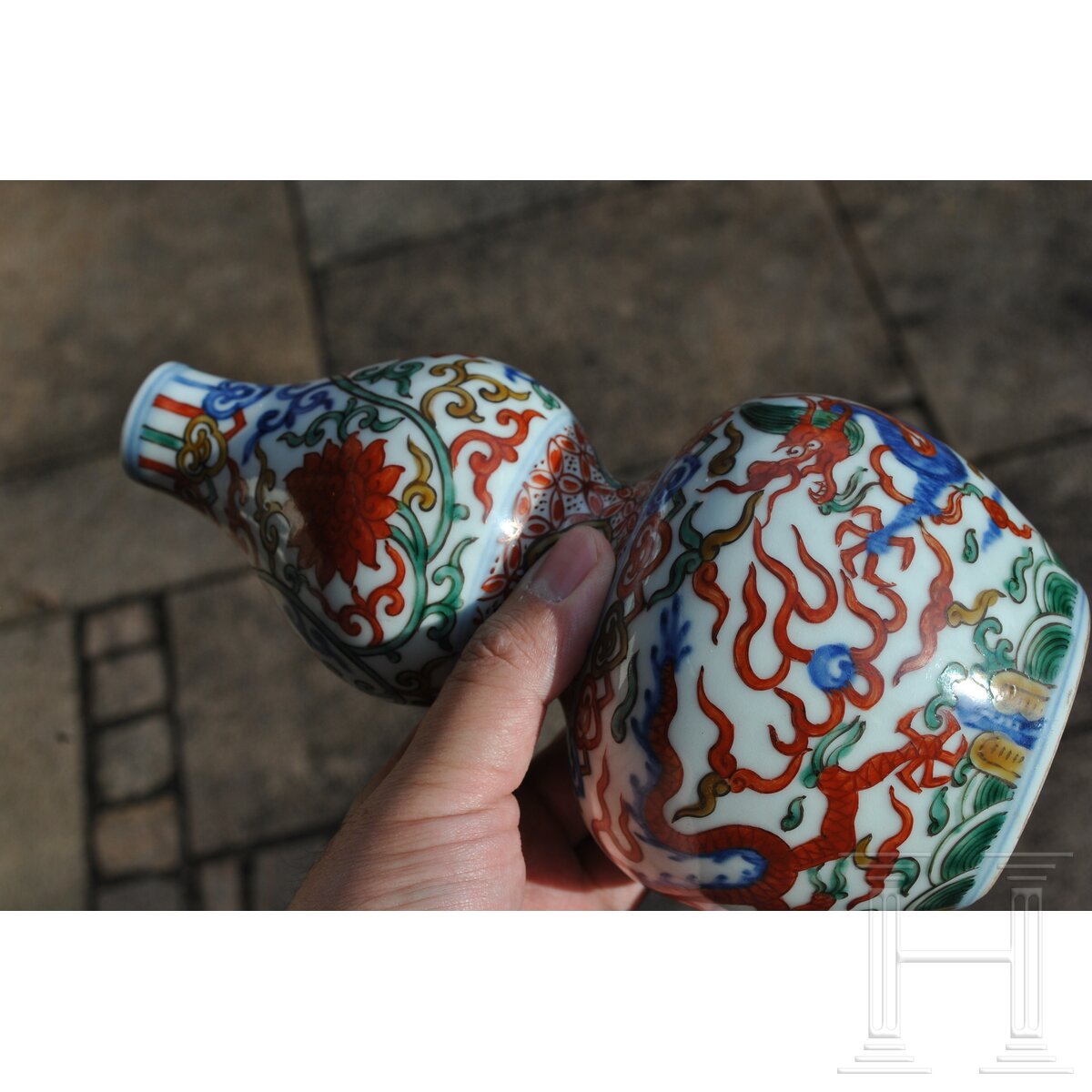Doppelkürbis-Wucai-Vase mit Jiajing-Sechszeichenmarke, China, 20. Jhdt. - Image 15 of 28