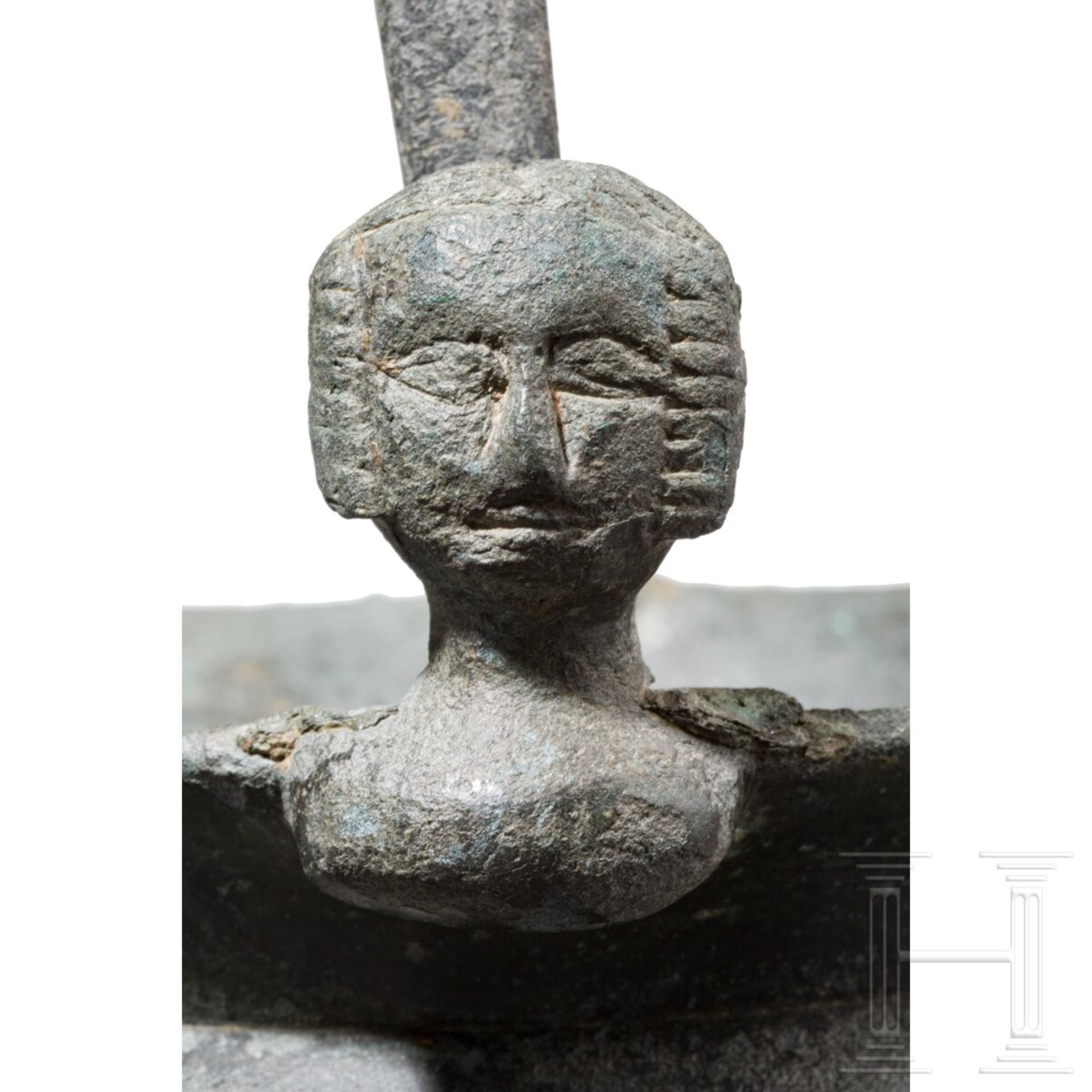 Lavabo (Bronzekessel) mit Frauenköpfen, flämisch, 16. Jhdt.  - Bild 4 aus 6