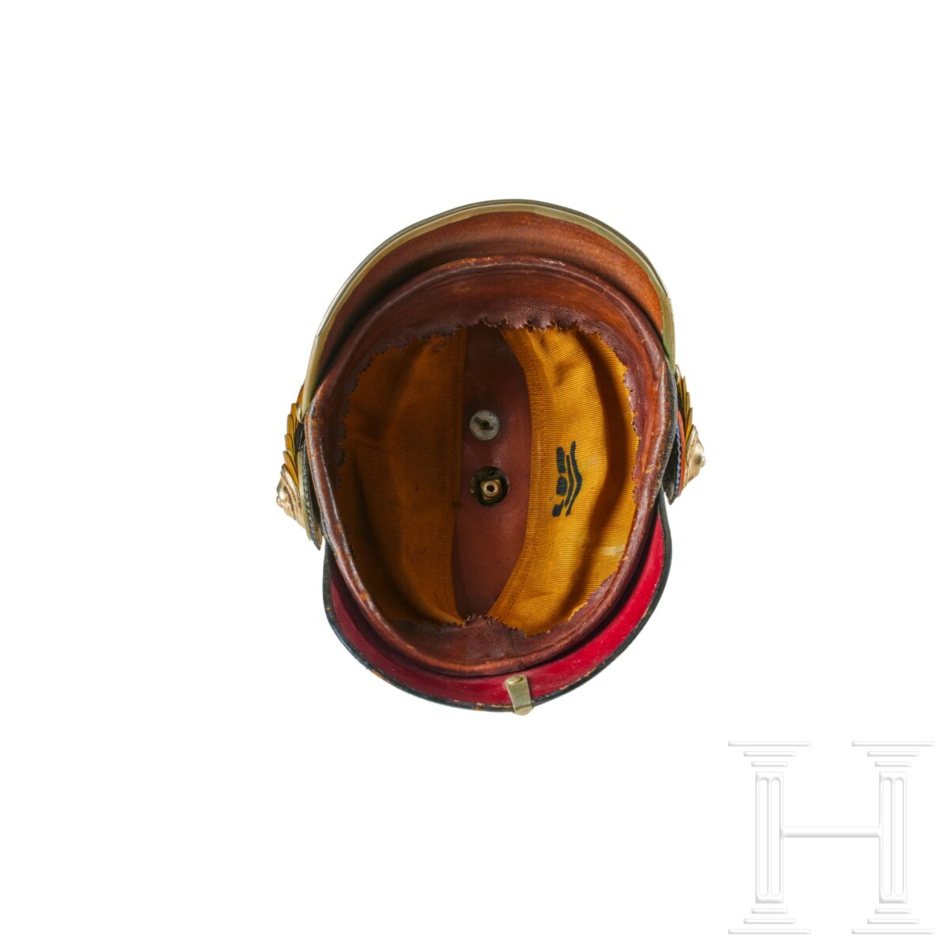 A helmet for Oldenburg 19th Dragoon Regiment Reserve Officers - Image 7 of 11