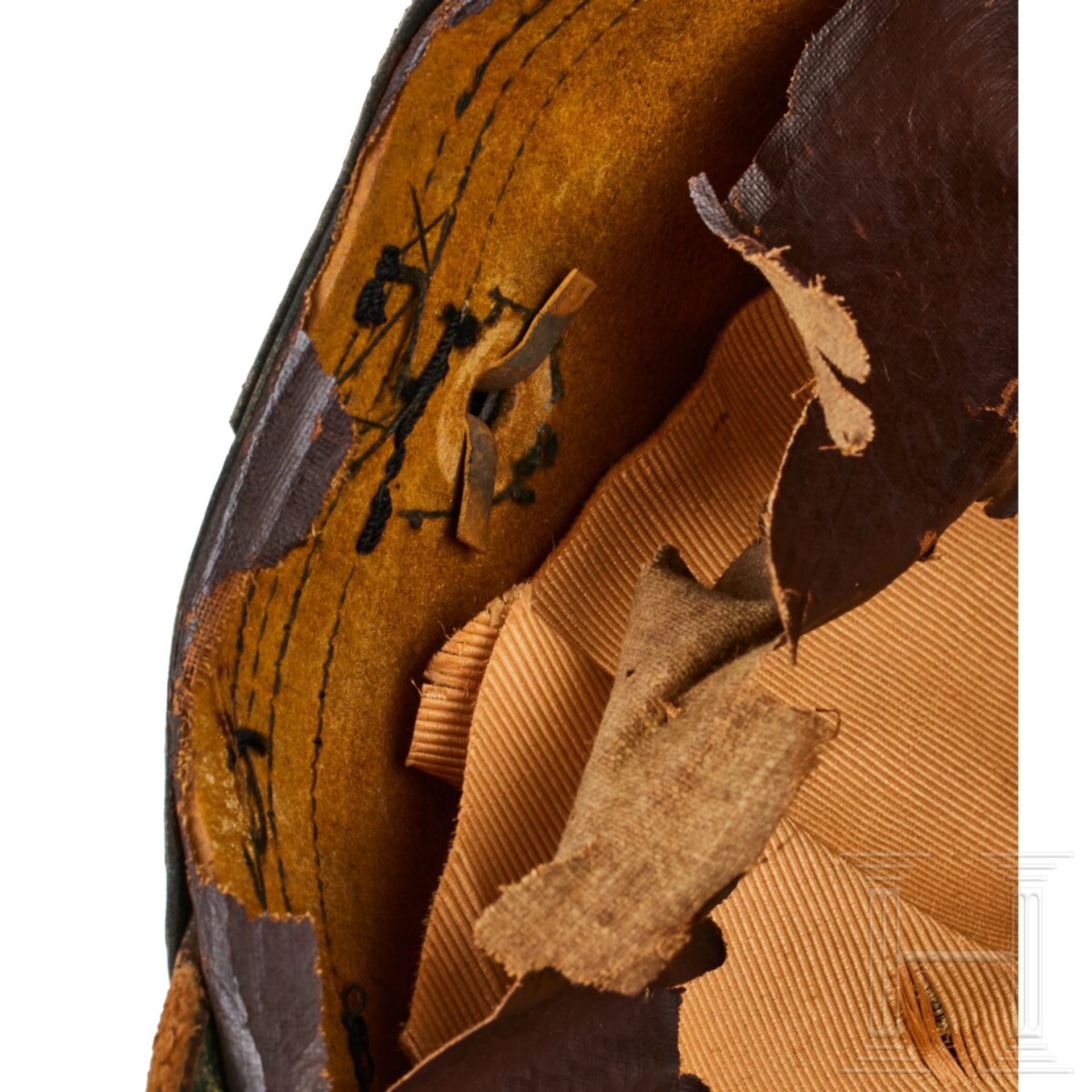 A shako for Officers in the 10th Prussian Jaeger Battalion - Image 8 of 11