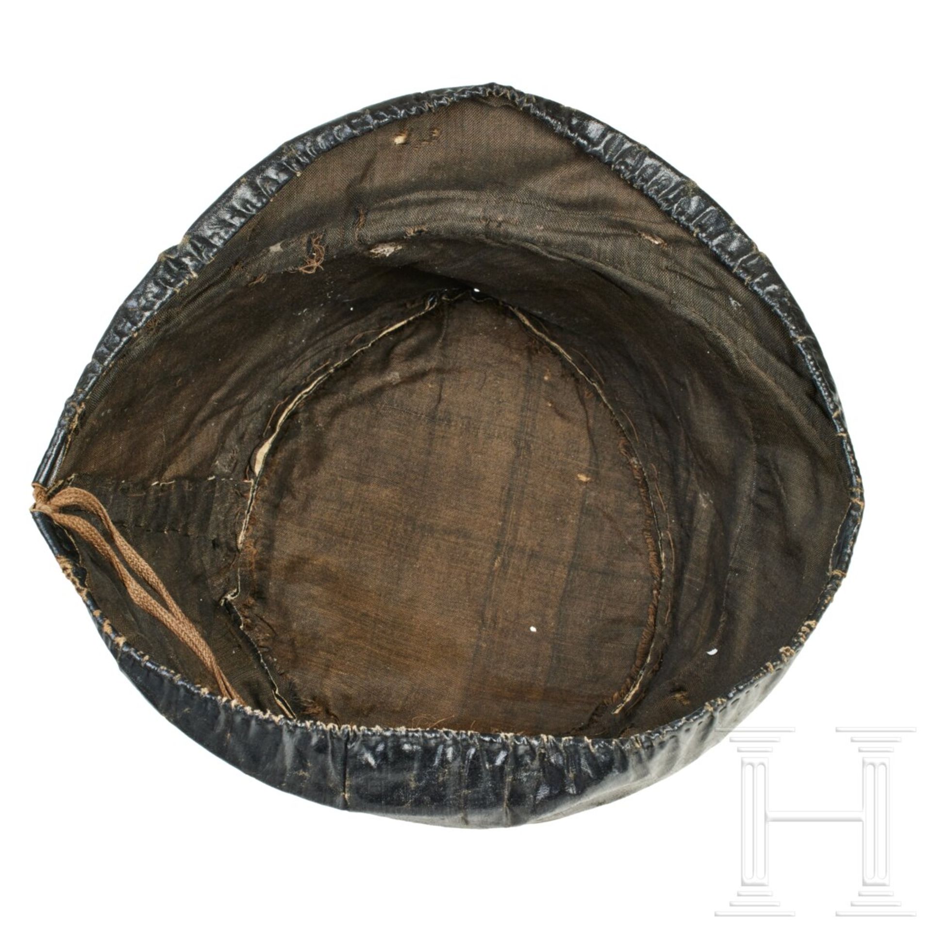 A shako for Saxon Fusilier Regiment 108 Enlisted Men, with cover - Image 14 of 14