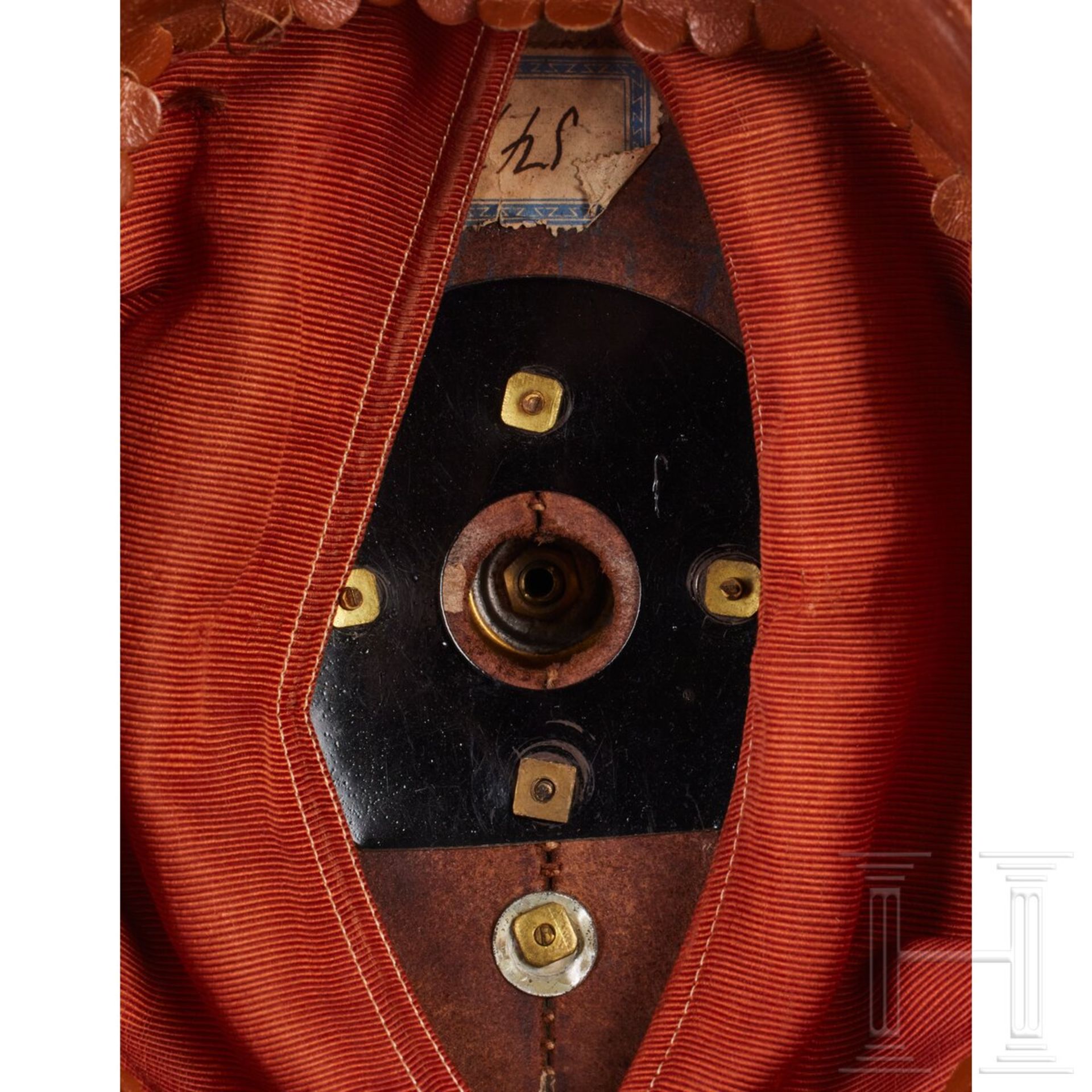 A helmet for Oldenburg Field Artillery Regt. 62 Officers - Image 9 of 10