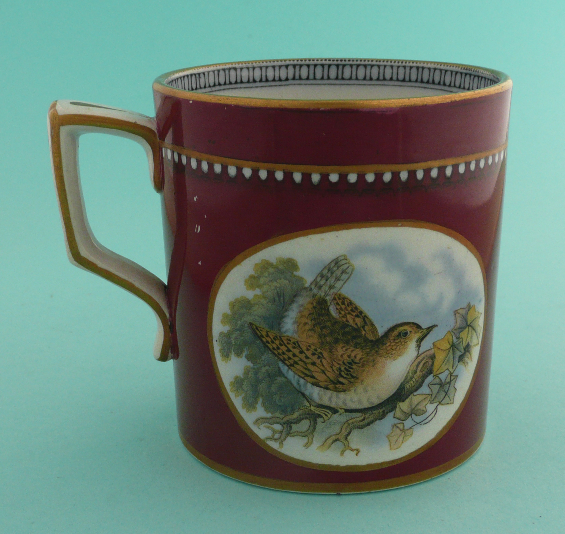 A good small mug: The Bullfinch (298) and The Wren (302) maroon ground, 82mm. (potlid, pot lid, - Image 2 of 4