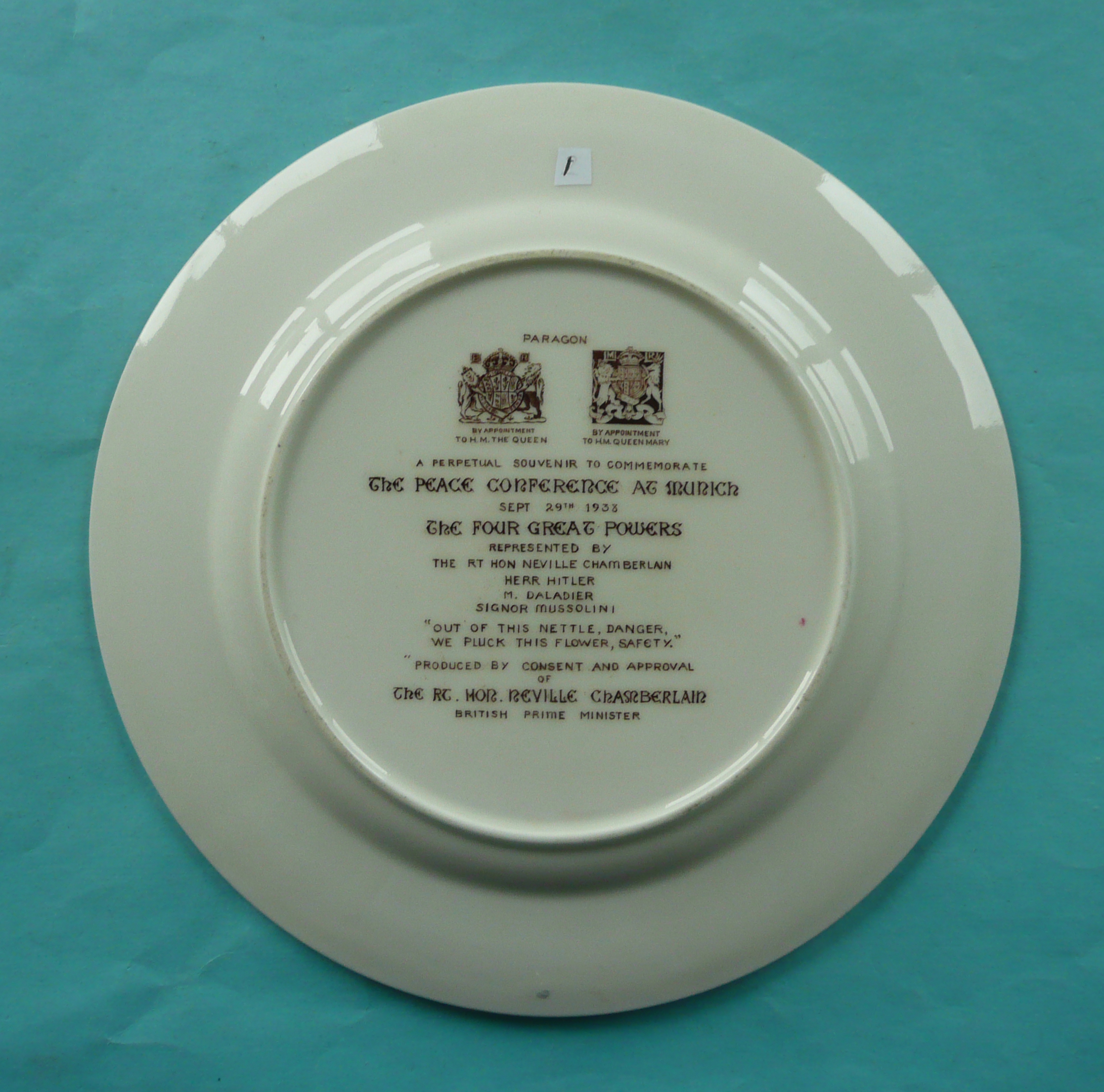 1938 Munich Peace Conference: a Paragon plate with named portrait of Chamberlain, 270mm. ( - Bild 2 aus 2