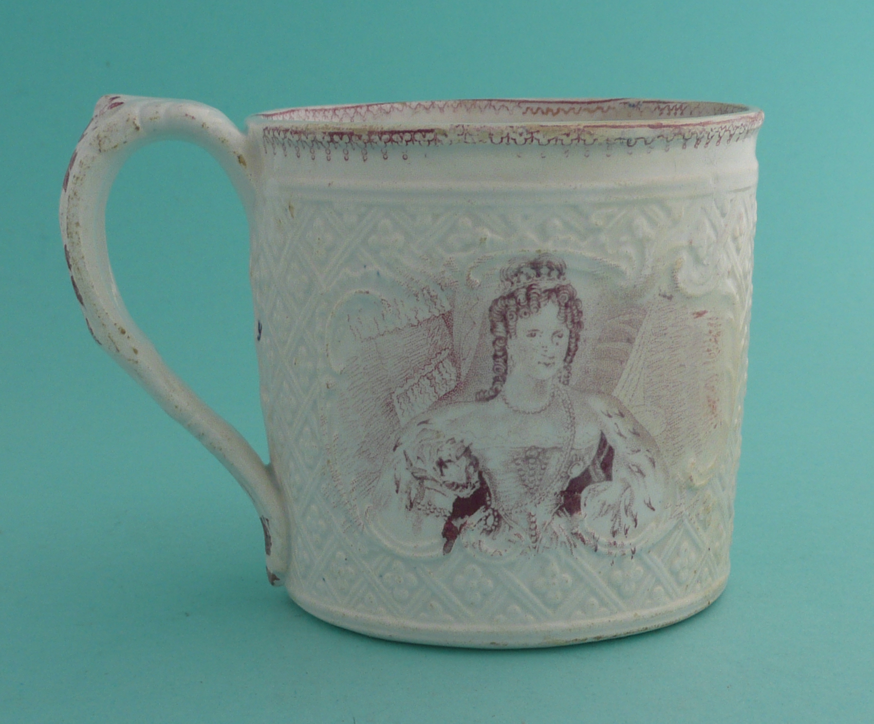 1831 Coronation: a mug moulded with a lozenge design printed in pink with portraits, 85mm. ( - Image 2 of 2