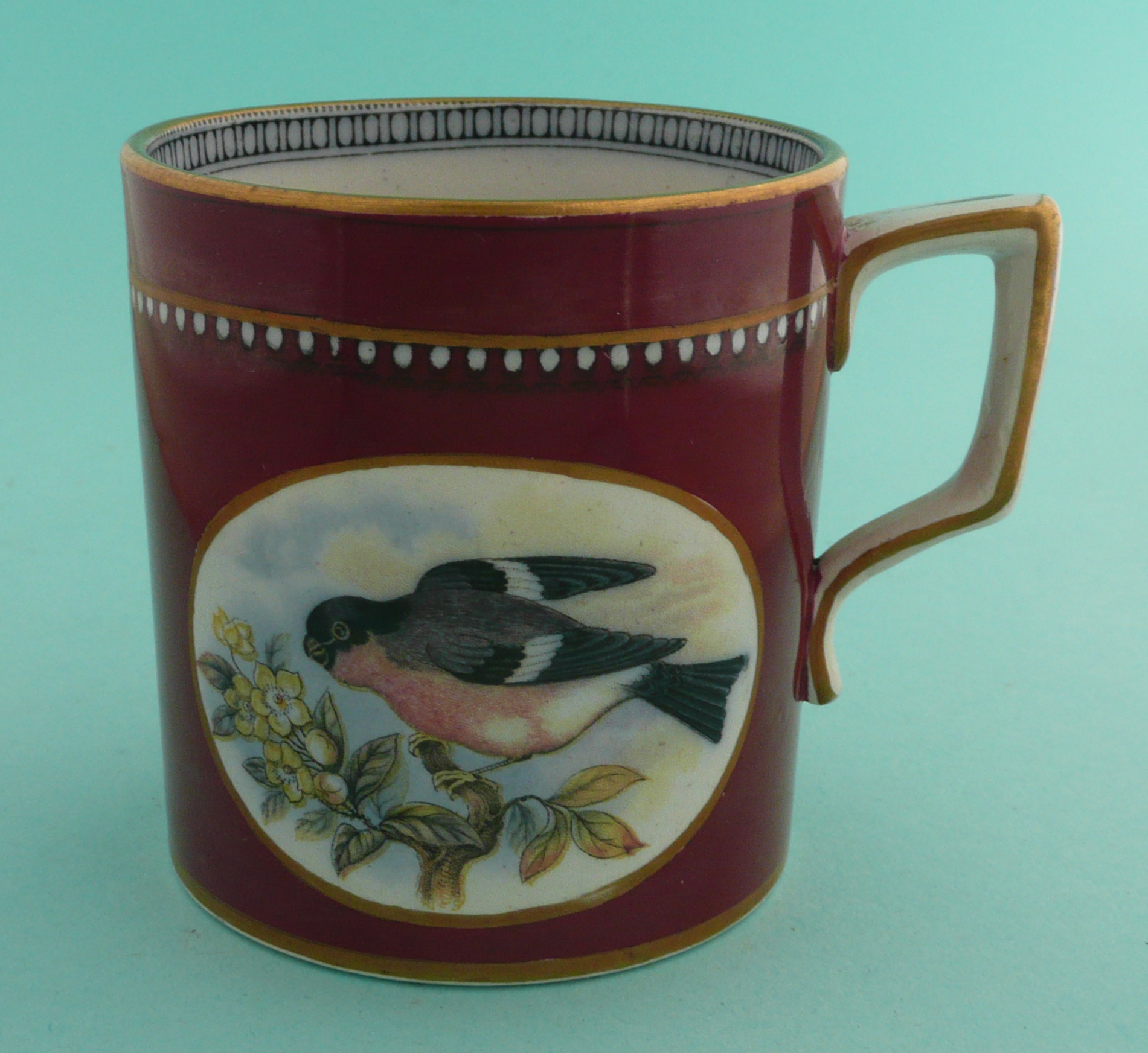A good small mug: The Bullfinch (298) and The Wren (302) maroon ground, 82mm. (potlid, pot lid,