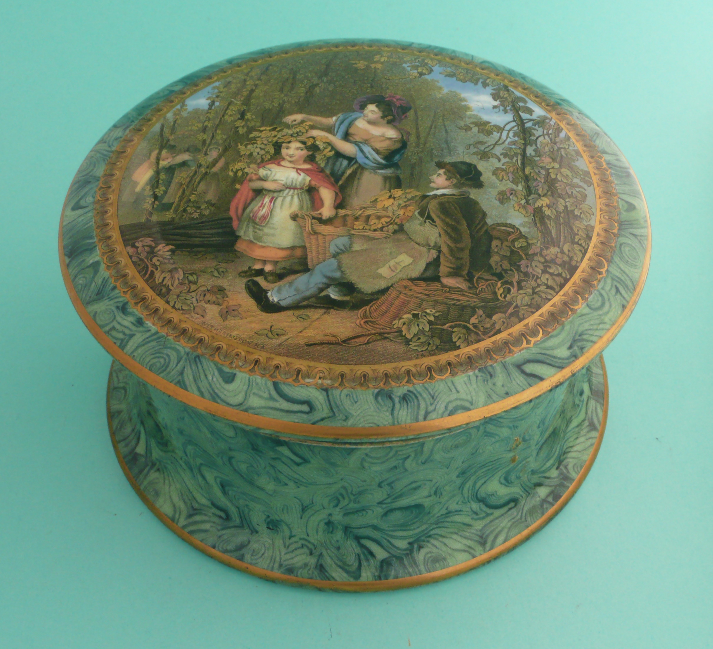 The Hop Queen (414) extra large with malachite border and flange, gilt decoration, complete with