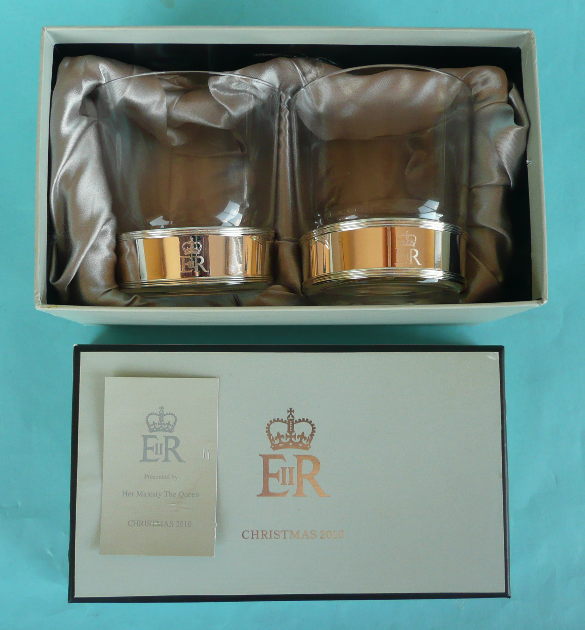 2010 Queen Elizabeth: a personal Christmas gift from the Queen comprising an impressively boxed pair