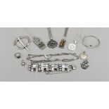 Mixed lot of silver jewelry, necklaces, pendants, bracelets, etc., some with coloured stones,