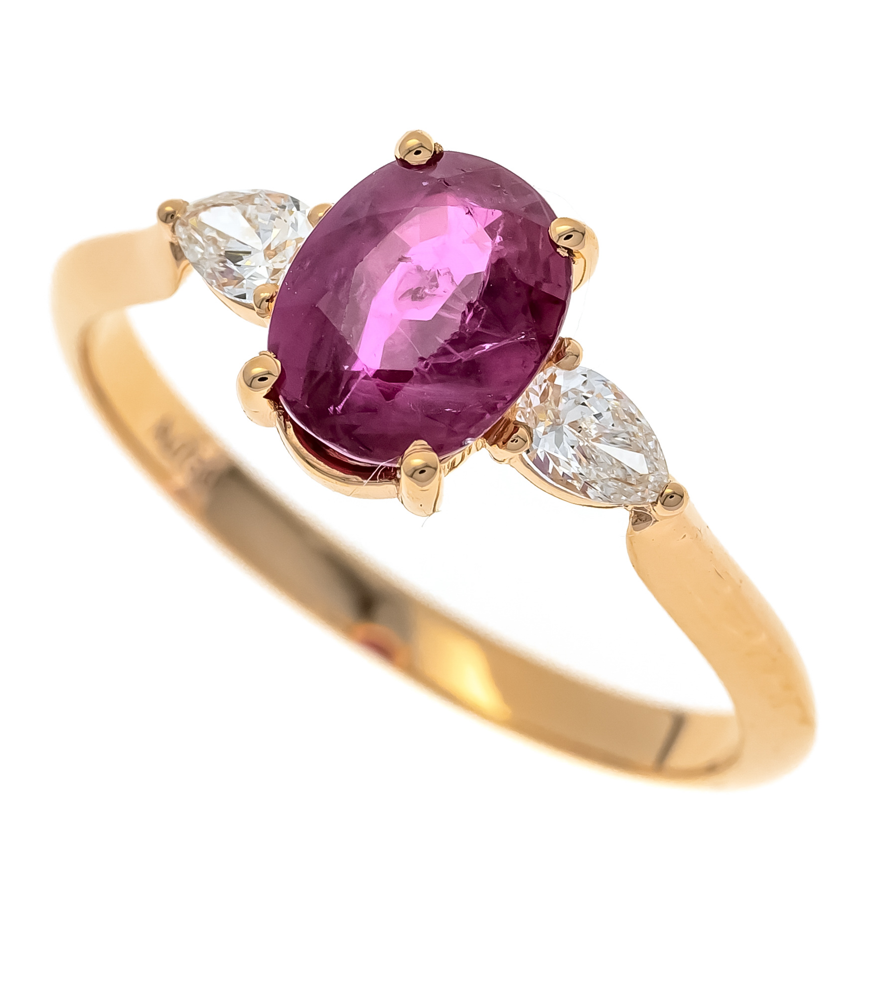 Ruby-diamond ring RG 750/000 with an oval faceted ruby 1.20 ct slightly pinkish red, translucent,