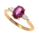 Ruby-diamond ring RG 750/000 with an oval faceted ruby 1.20 ct slightly pinkish red, translucent,