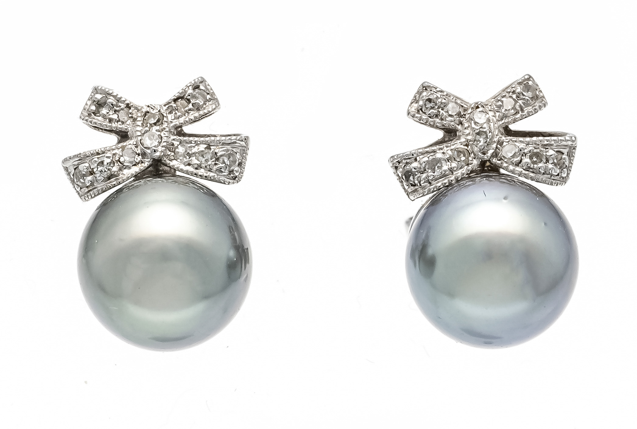 Tahitian pearl diamond stud earrings WG 585/000 with 2 silver-coloured Tahitian pearls 9 mm with