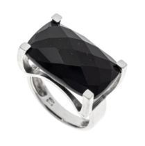 Schwarzer Diamant-Ring WG 750/000 mi