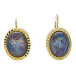 Opal earrings GG 585/000 each with an oval opal triplet 10 x 8 mm with good play of colors, l. 16