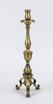 Candlestick, 19th century, brass. Tripartite stand, balustrated shaft, narrow vase spout, h. 36 cm