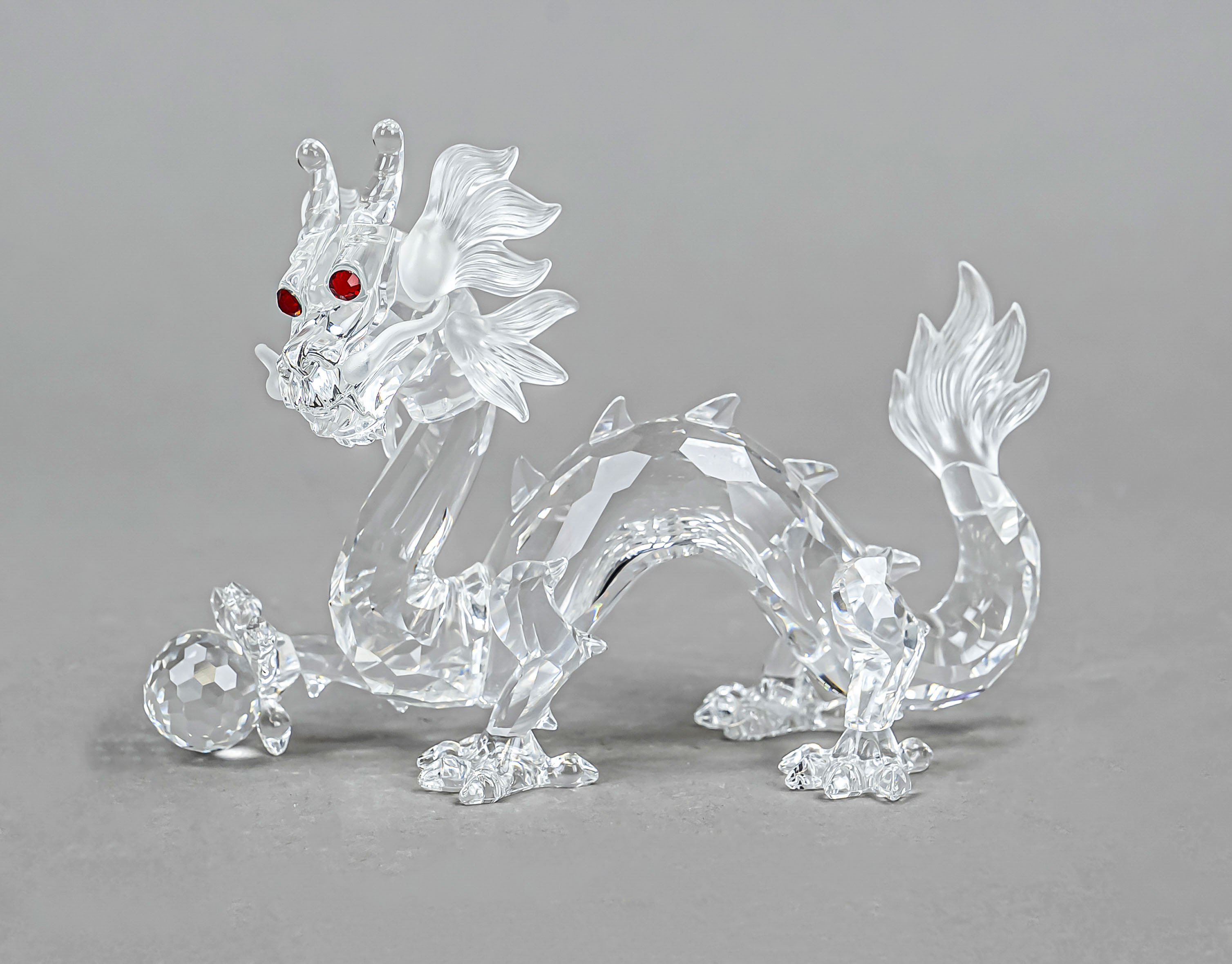 Dragon with ball, Swarovski, annual gift 1997, from the mythical creature trilogy, designed by