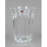 Vase, Sweden, 2nd half 20th century, Orrefors, designed by Lars Hellsten, round base, curved body,