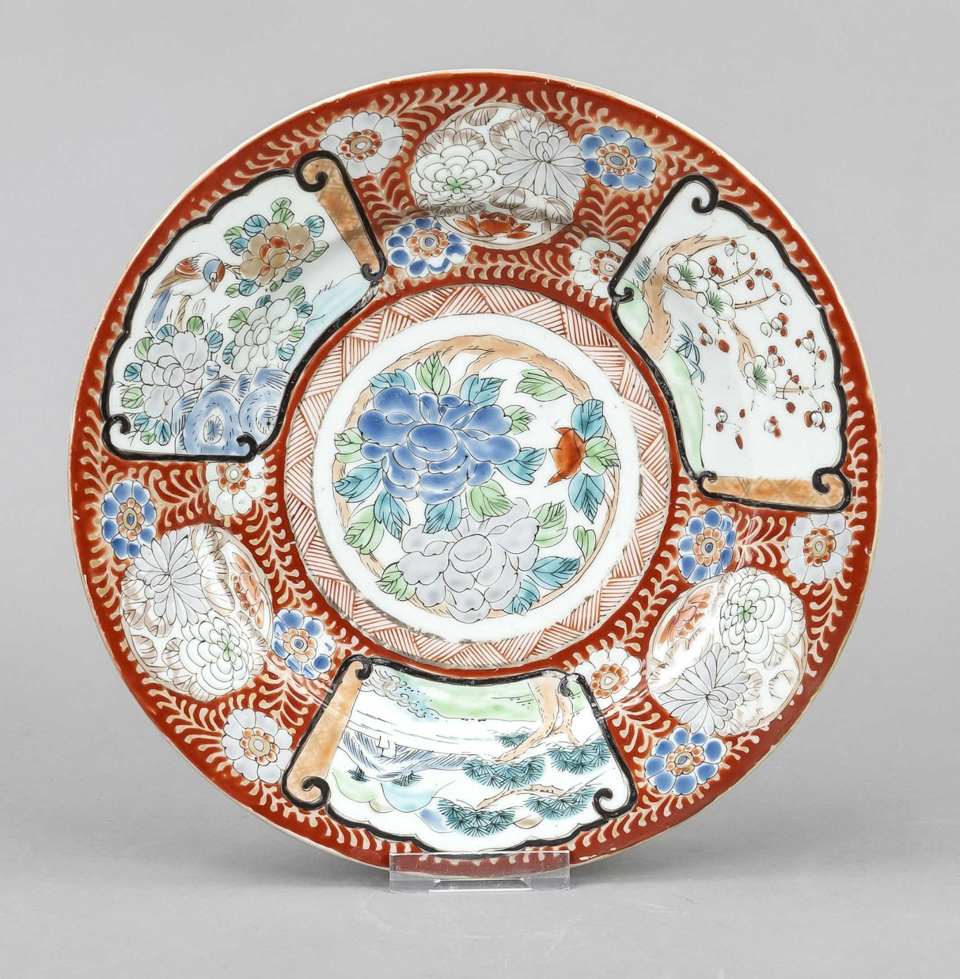 Kutani plate Karakusa, Japan, Meiji period (1868-1912), 19th century, porcelain with polychrome
