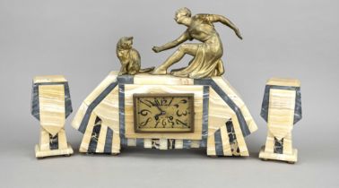 Art Deco marble set gray/sand-colored, with 2 side plates, 2nd half 19th century, on the clock woman