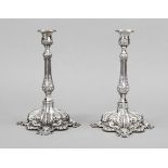 Pair of candlesticks, 20th century, sterling silver 925/000, square, curved and humped stand,