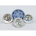 4 Blue and white plates, 1 x China, 3 x Southeast Asia, d. up to 23 cm