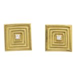 Square shield clip ear studs GG 750/000 partially matted, with 2 princess diamonds, total 0.32 ct