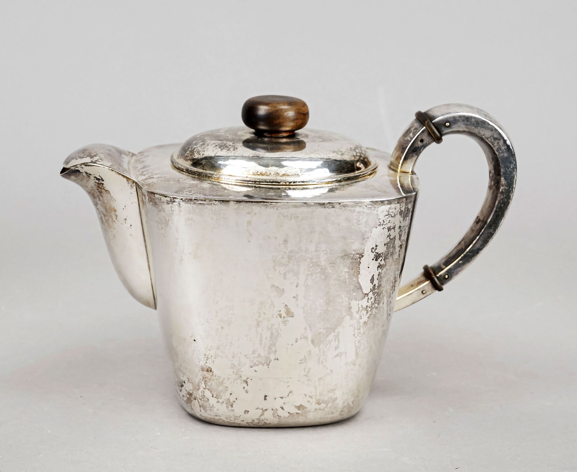 Art Deco teapot, German, c. 1920/30, maker's mark M. H. Wilkens & Söhne, Bremen-Hemelingen, silver