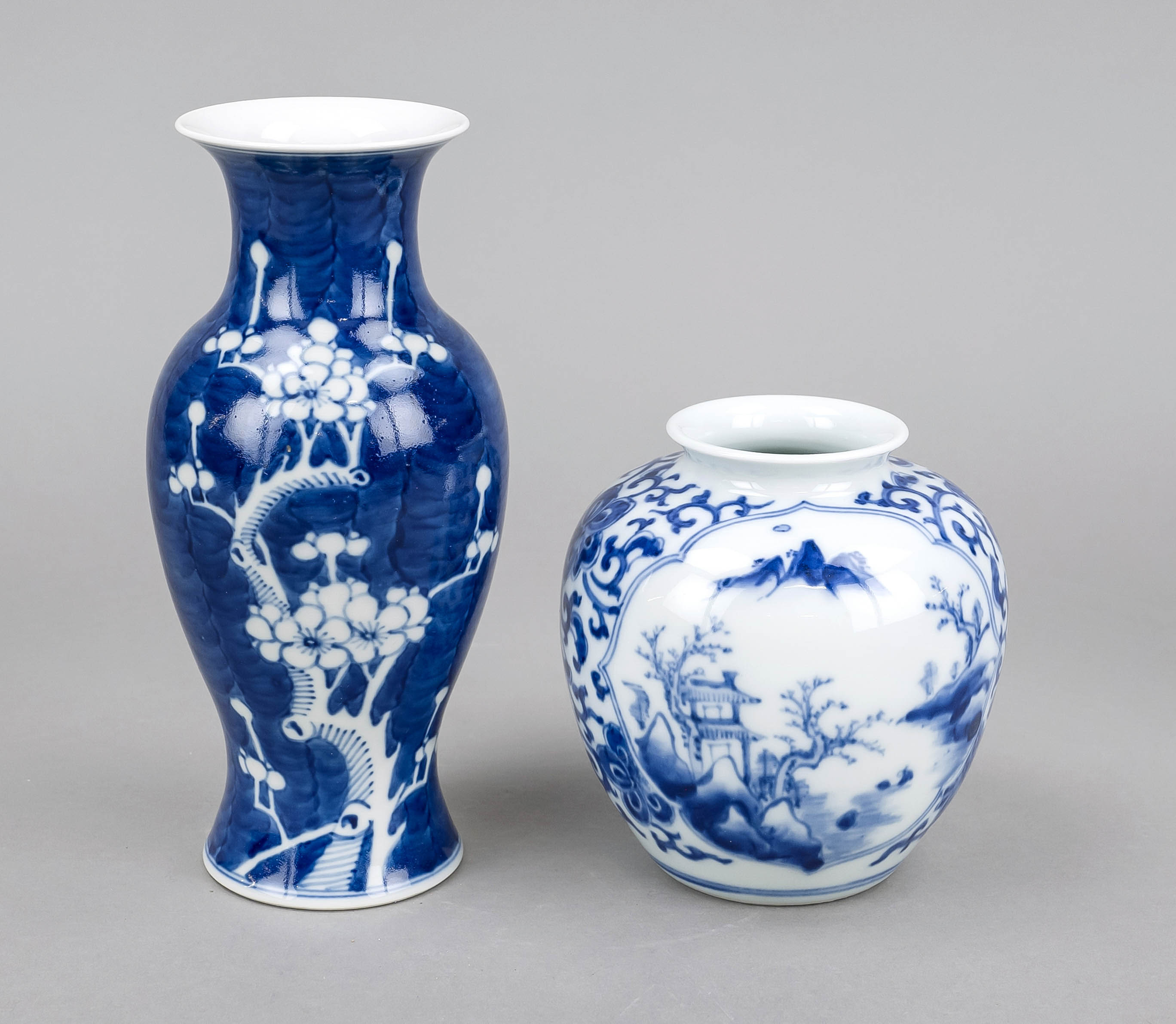 2 vases, China, 19th/20th century, 1 small prunus vase with surrounding cobalt blue decoration, a - Image 2 of 3