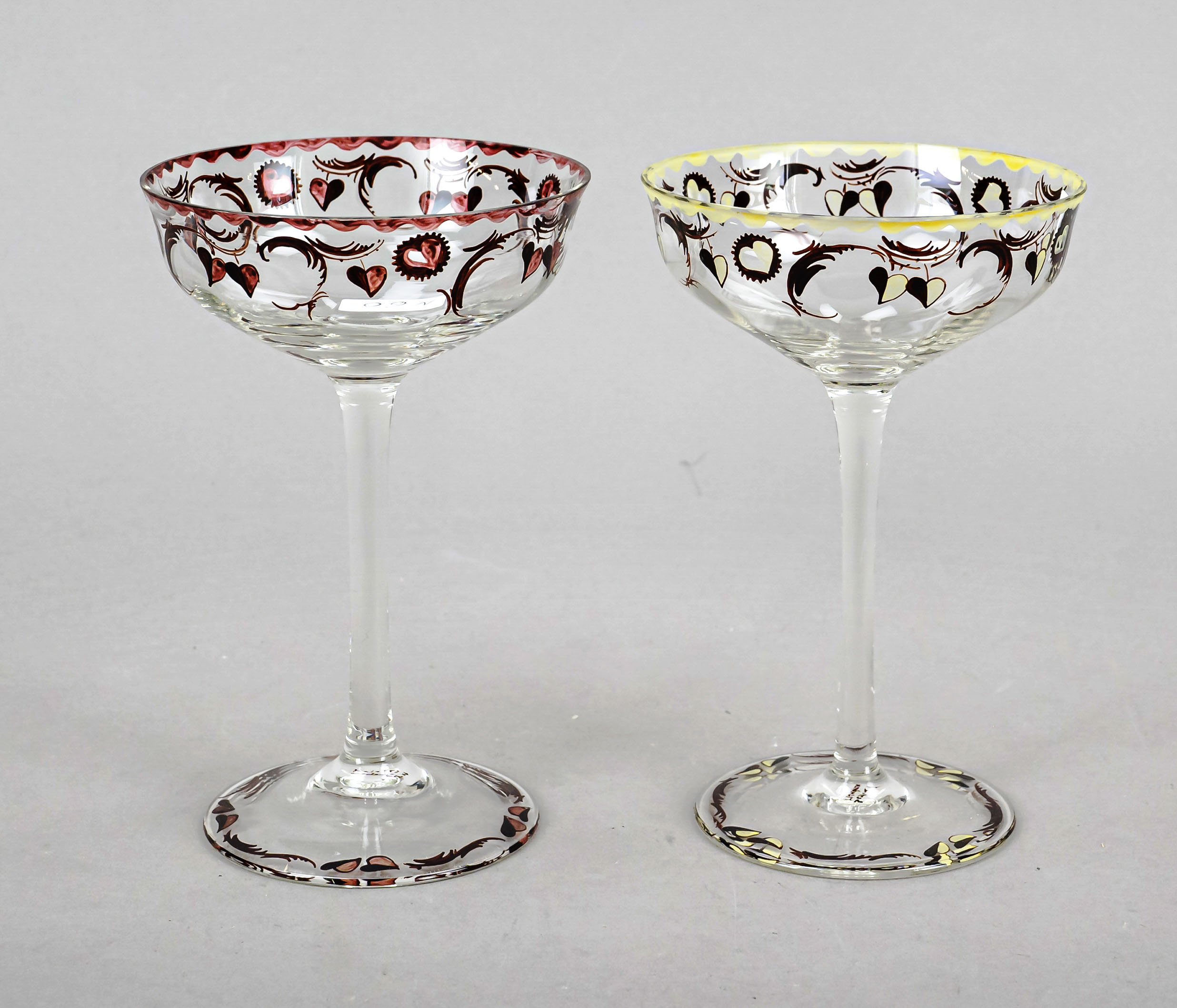 Pair of Art Deco champagne bowls, designed by Emmy Seyfried (1888-1969), Munich, round disk stand,