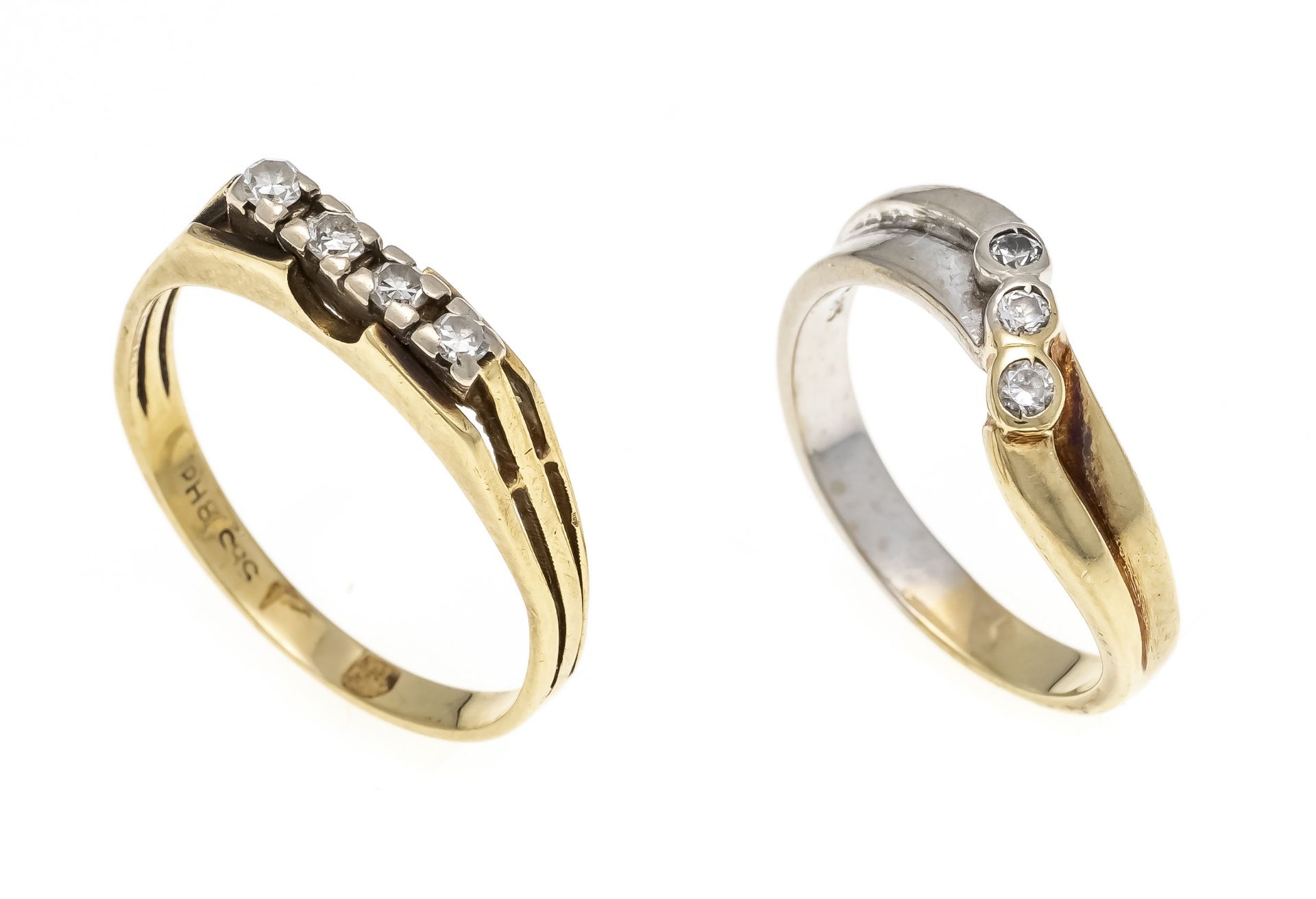 2 rings GG/WG 585/000 with 4 octagonal diamonds, total 0.10 ct l.tintedW/SI and 3 round faceted