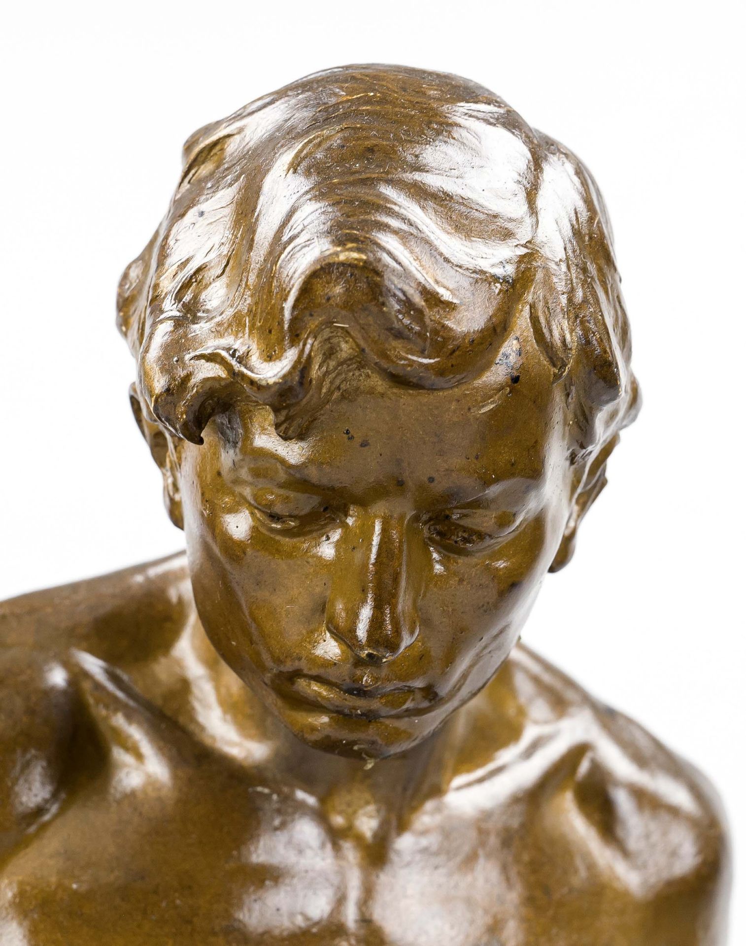 signed Ailez, sculptor c. 1900, sculpture of a naked young man sitting on a rock, brown painted - Image 2 of 2