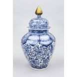 Large lidded vase, China, 19th/20th century, cobalt blue decoration with lotus tendrils on a faceted
