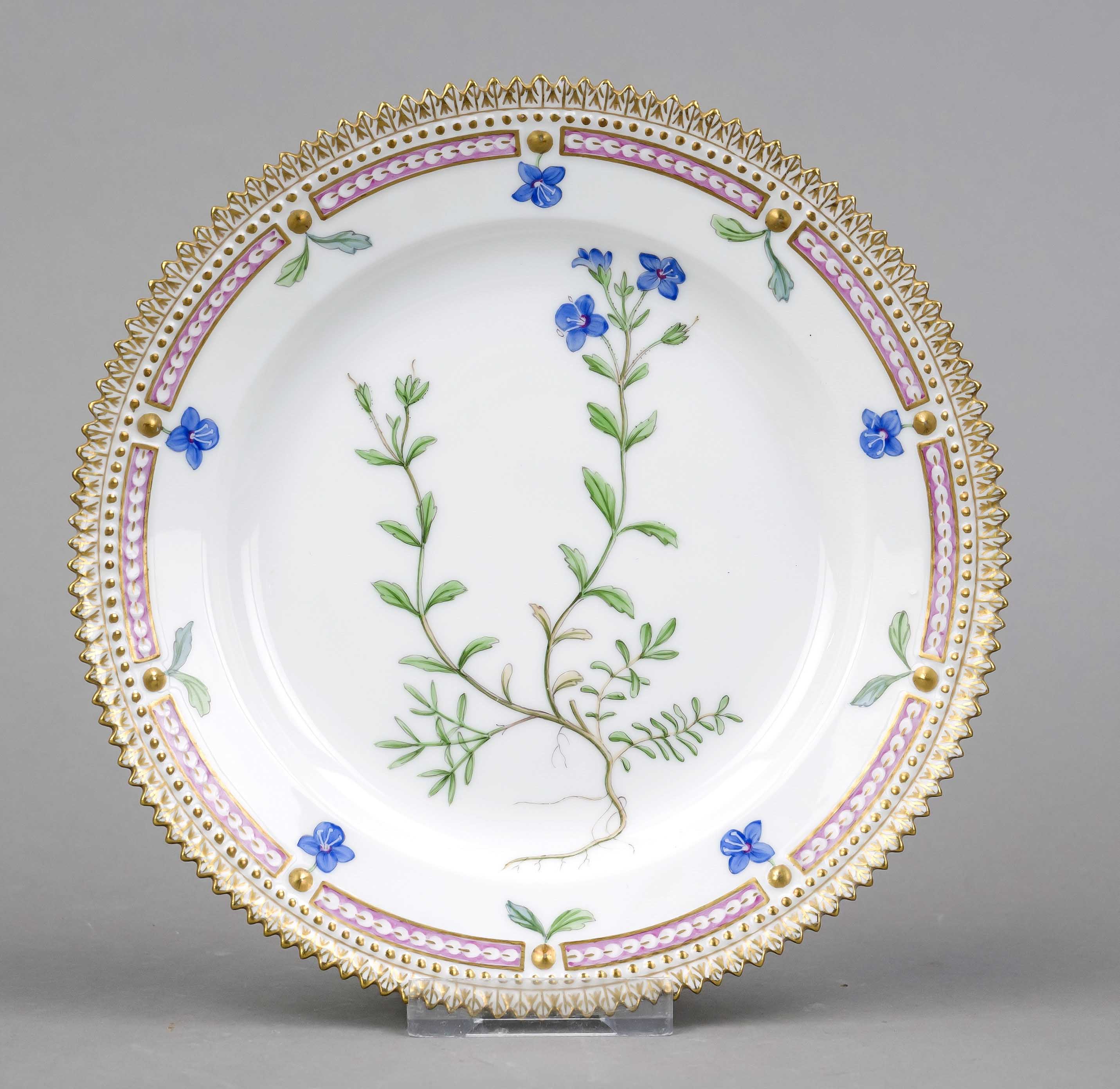 Small plate, Royal Copenhagen, late 20th century, 2nd choice, from the Flora Danica service,