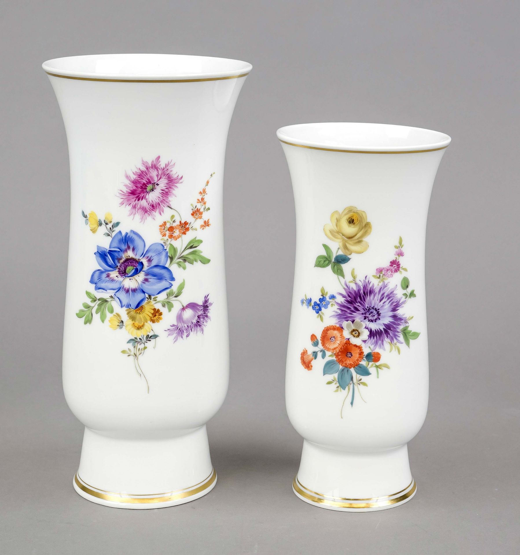 Two Art Deco vases, Meissen, after 1950, small vase, 2nd choice, model no. L259, h. 20.5 cm, large