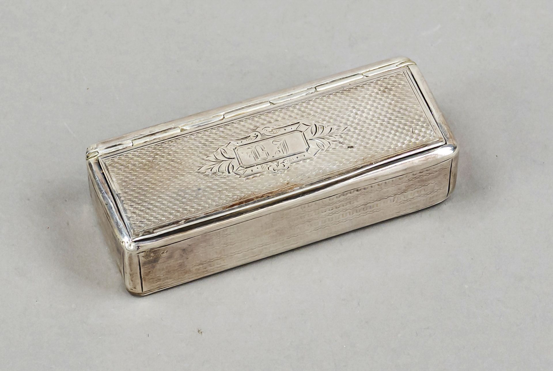 Rectangular tabatiere, France, c. 1900, MZ unmarked, hallmarked silver, smooth shape, flat hinged