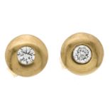 Brilliant stud earrings GG 750/000 with 2 brilliant-cut diamonds, total 0.20 ct W/VS-SI, d. 7 mm, HK