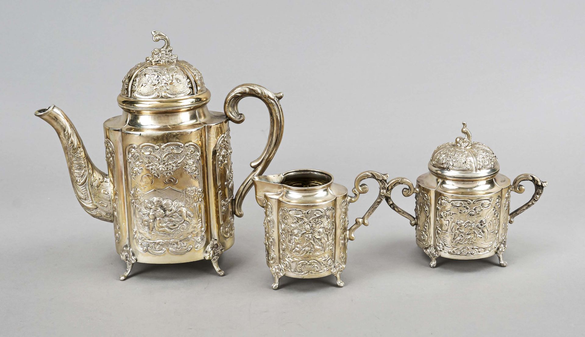 A three-piece mocha pot, German, 20th century, silver 800/000, each on 4 decorated feet, straight