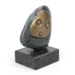 Giovanni Vetere (*1940), owl, massive, patinated bronze on marble plinth, monogrammed and numbered