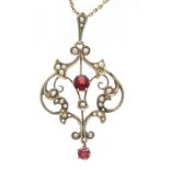 Oriental pearl pendant GG 375/000 (9 CT.) with Oriental pearls and 2 faceted red colored stones,