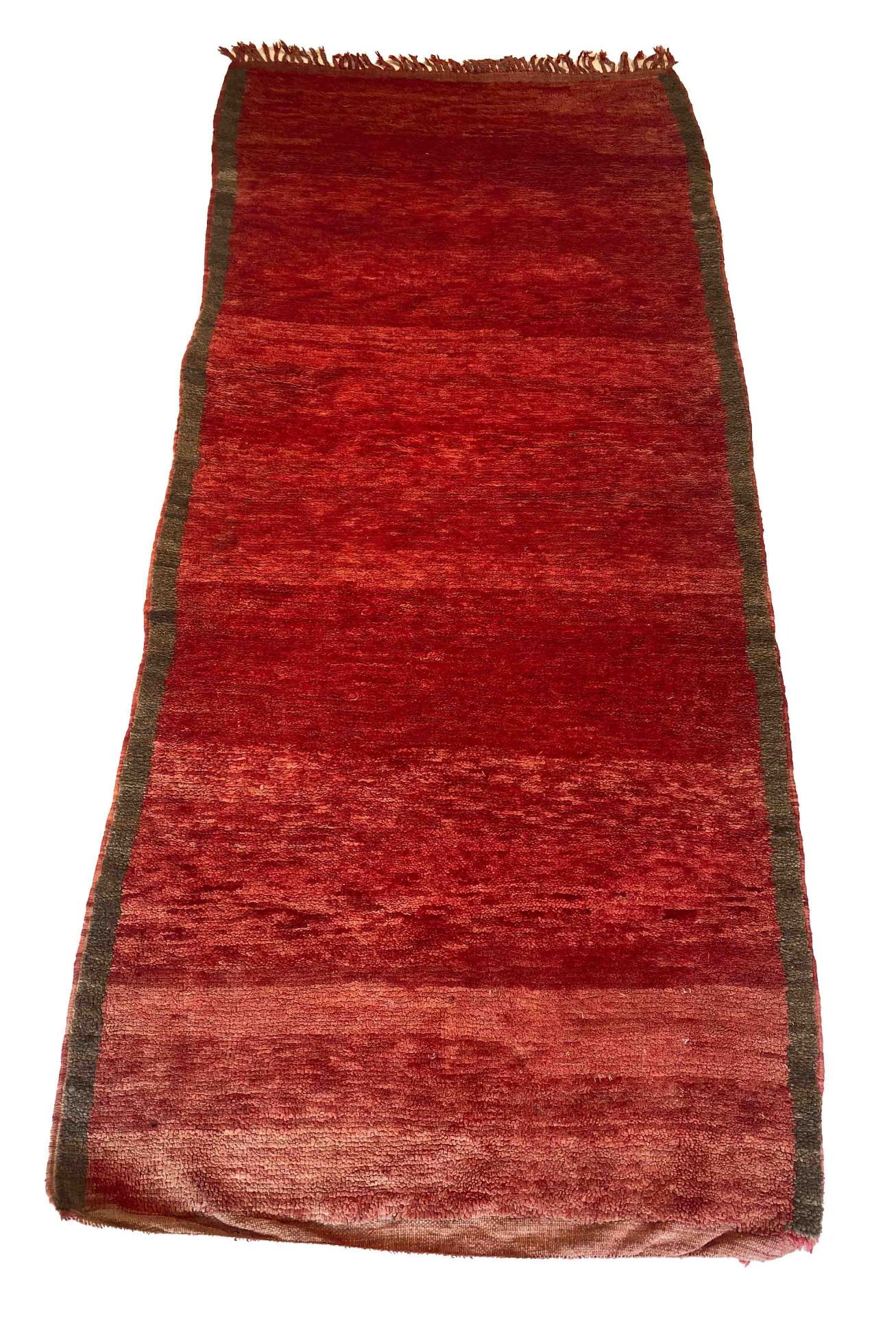 Carpet, Berber, Morocco. Good condition with minor wear, 245 x 109 cm - The carpet can only be