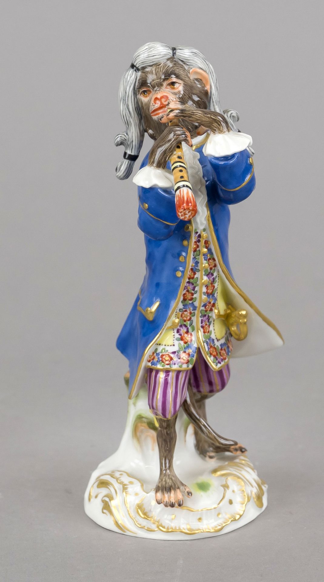 Monkey as a clarinettist, Meissen, mark after 1934, 2nd choice, monkey standing on a round, gold-