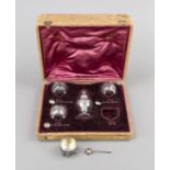 Spice set, France, c. 1900, silver 950/000, gilt interior, 4 salters with spoon and shaker,