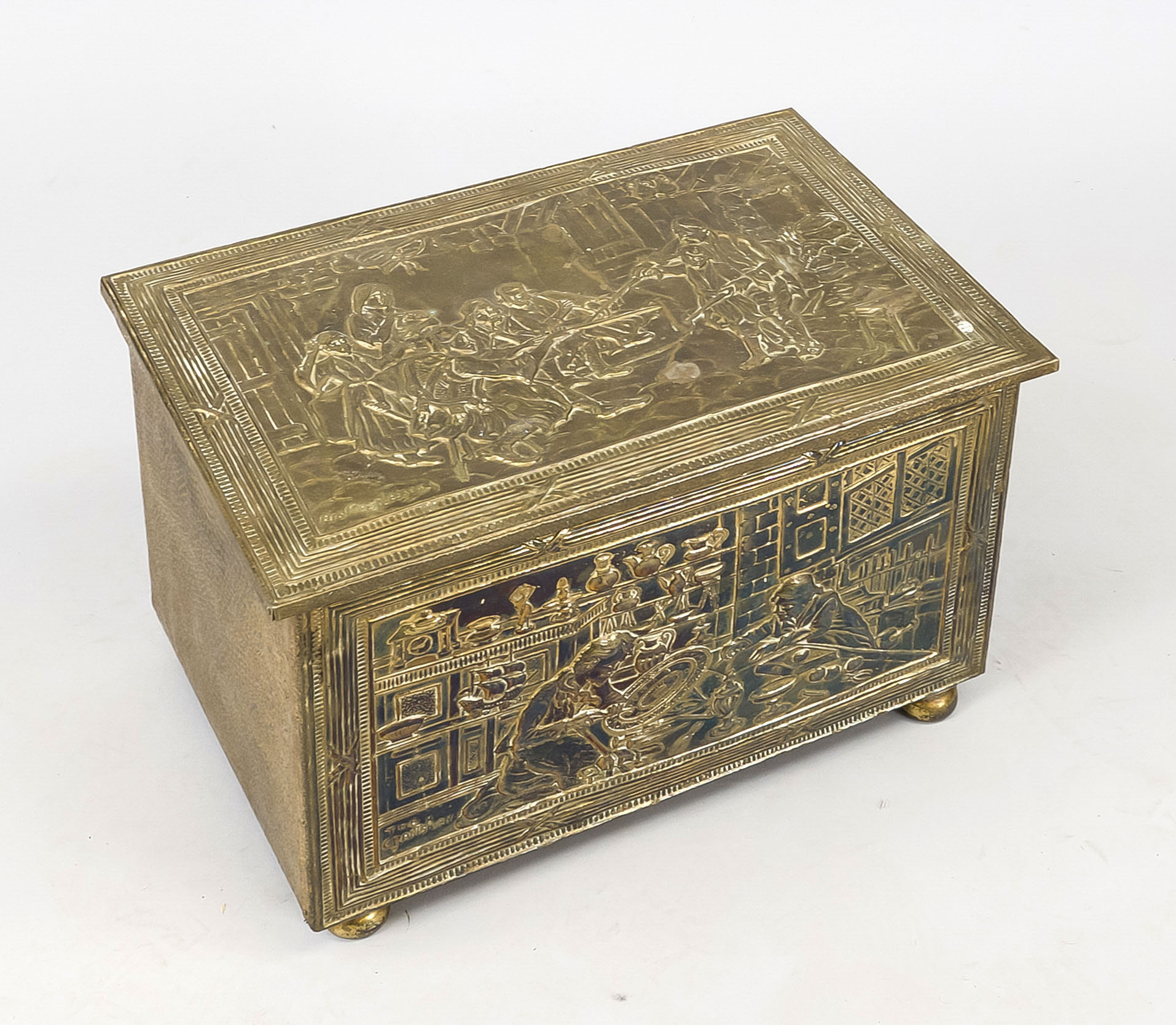 Box with relief decoration, Holland 19th century, sheet brass with embossed decoration on wooden